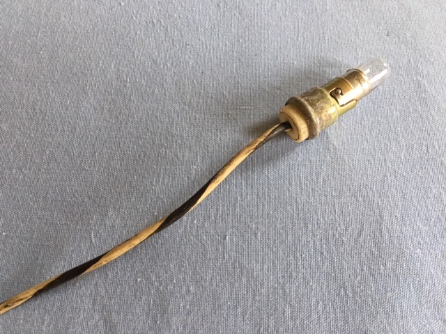 P5832