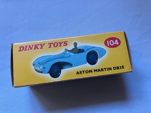 M0425 box