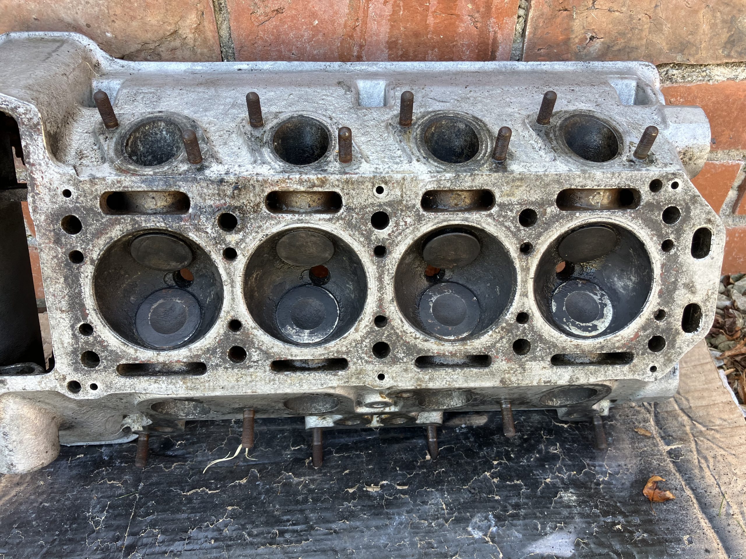 P1607-7