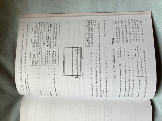 M0460 inside 1